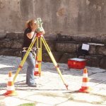 How to use a theodolite?