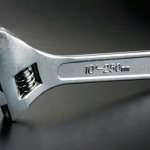 An adjustable wrench - what it is, what it looks like, what it is needed for, pros and cons, main types