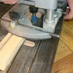 Cutting a hole in the door leaf with a router